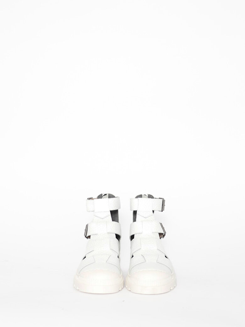 Lofina - Open shoe with buckles and zipper