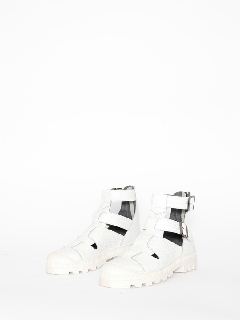 Lofina - Open shoe with buckles and zipper