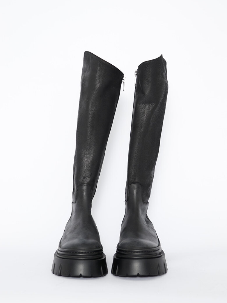 Lofina - Long boot with zipper