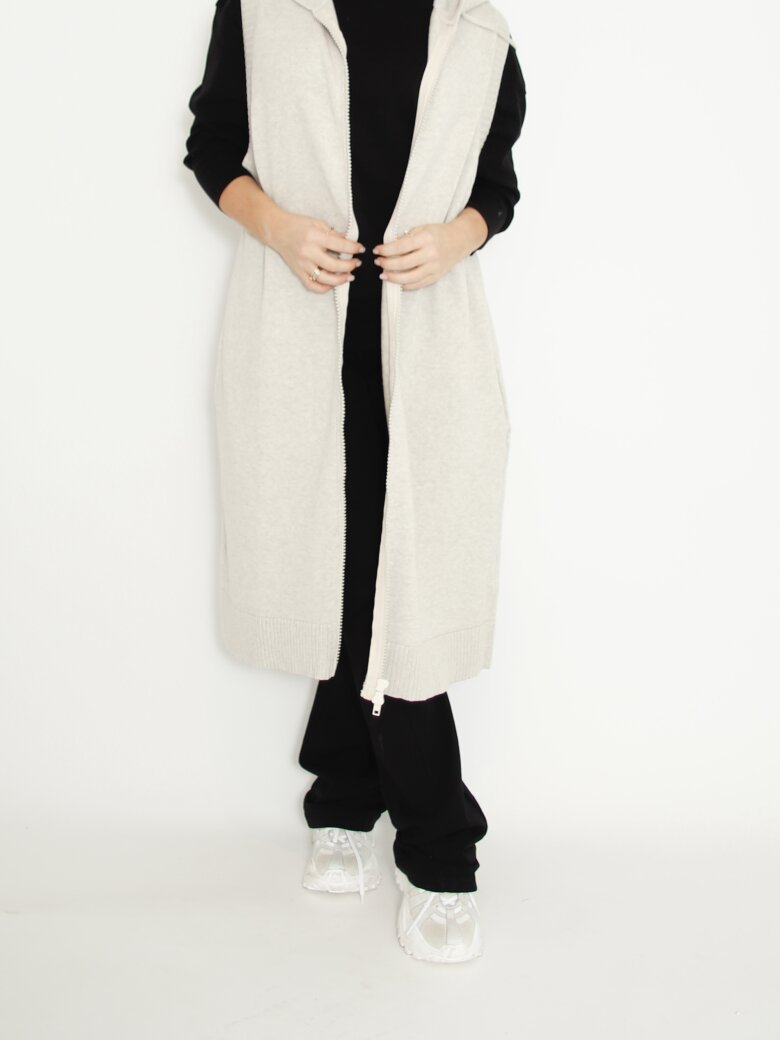 Sort Aarhus - Long knit vest