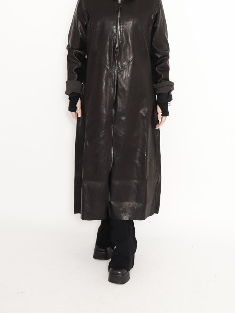 Sort Aarhus - Long stretch leather jacket with zipper and collar