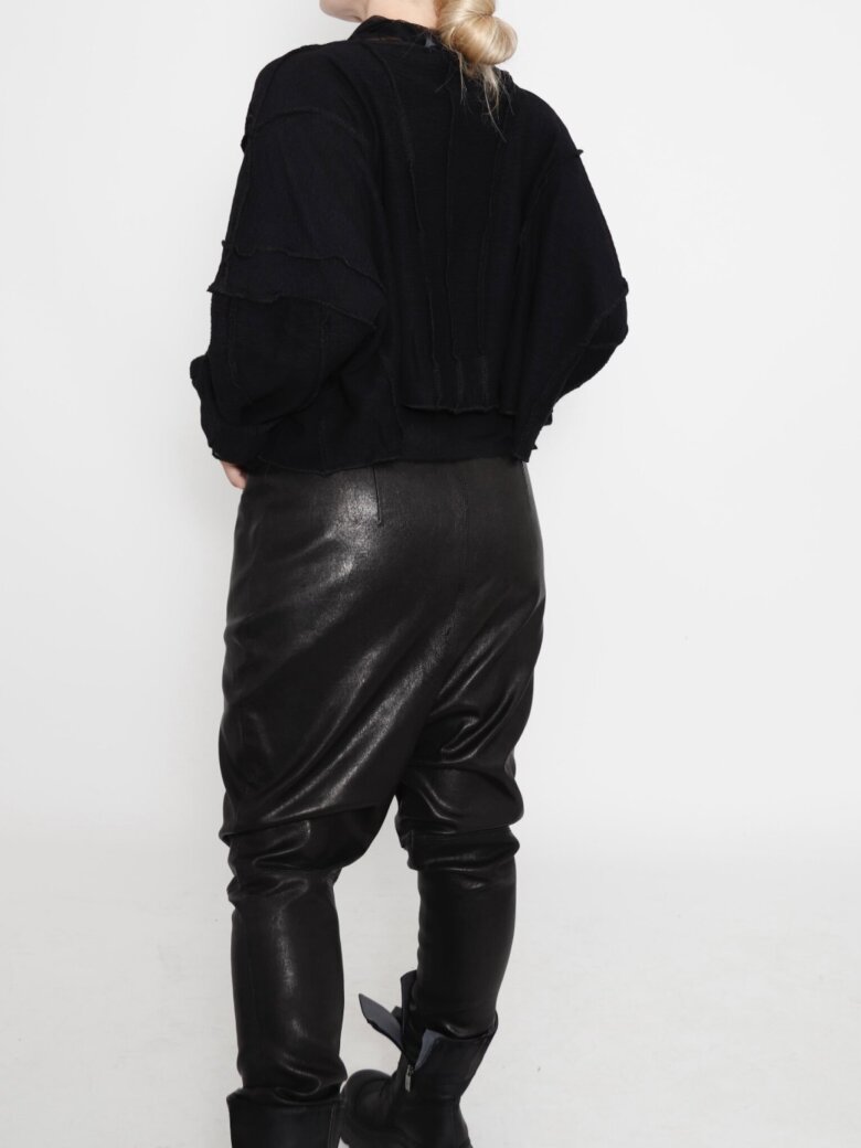 Sort Aarhus - Mid waist stretch leather trousers with zipper and pockets
