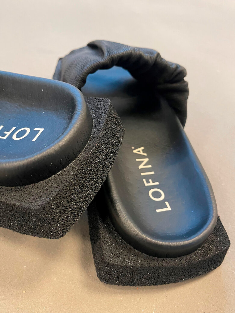 Lofina - Kantet sandal