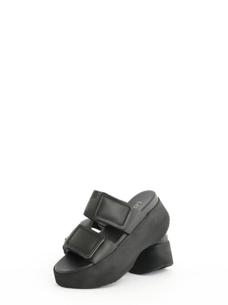 Lofina - Sandal with velcro closure