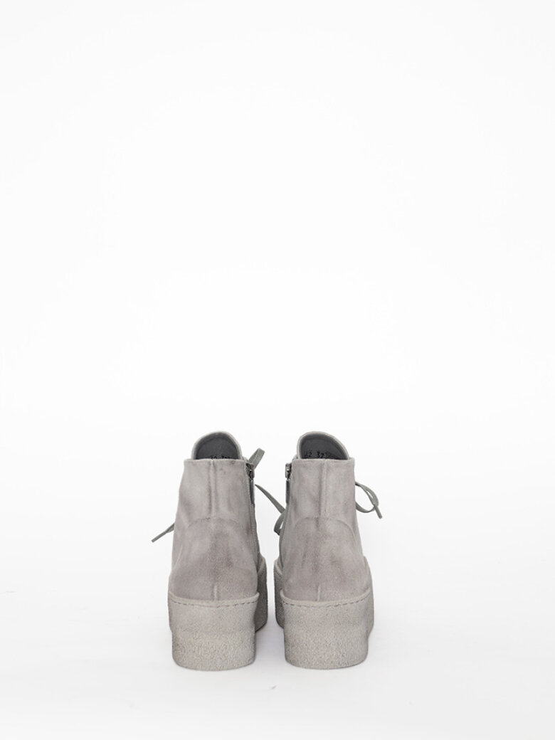 Lofina - Boot in suede with laces and zipper