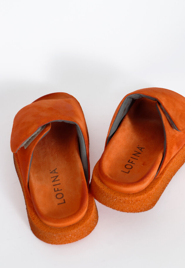 Lofina - Sandal with velcro closure