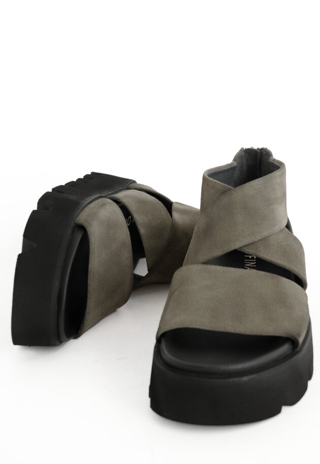Lofina - Sandal in suede with a zipper