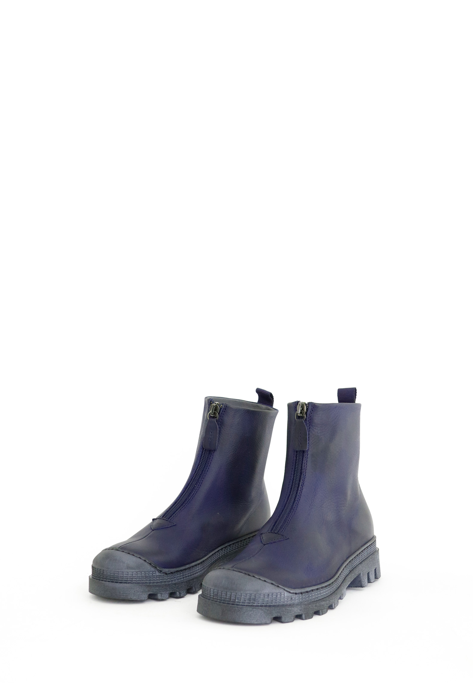 Boots - Lofina - Boot with front zipper