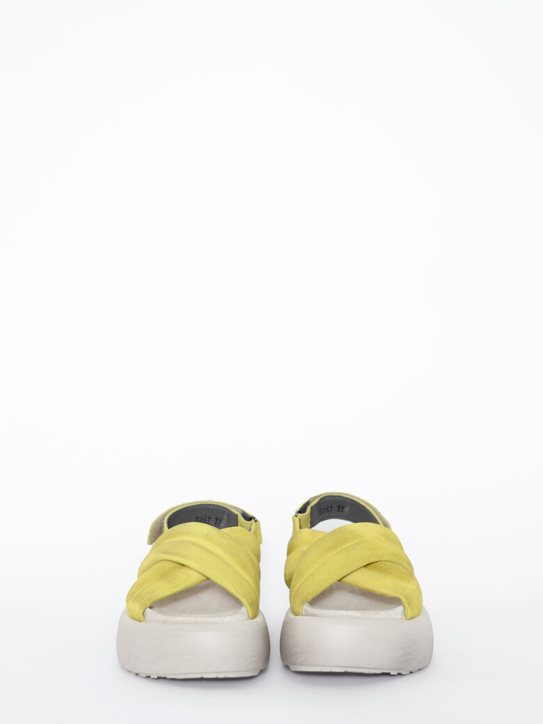 Lofina - Suede sandal with velcro closure