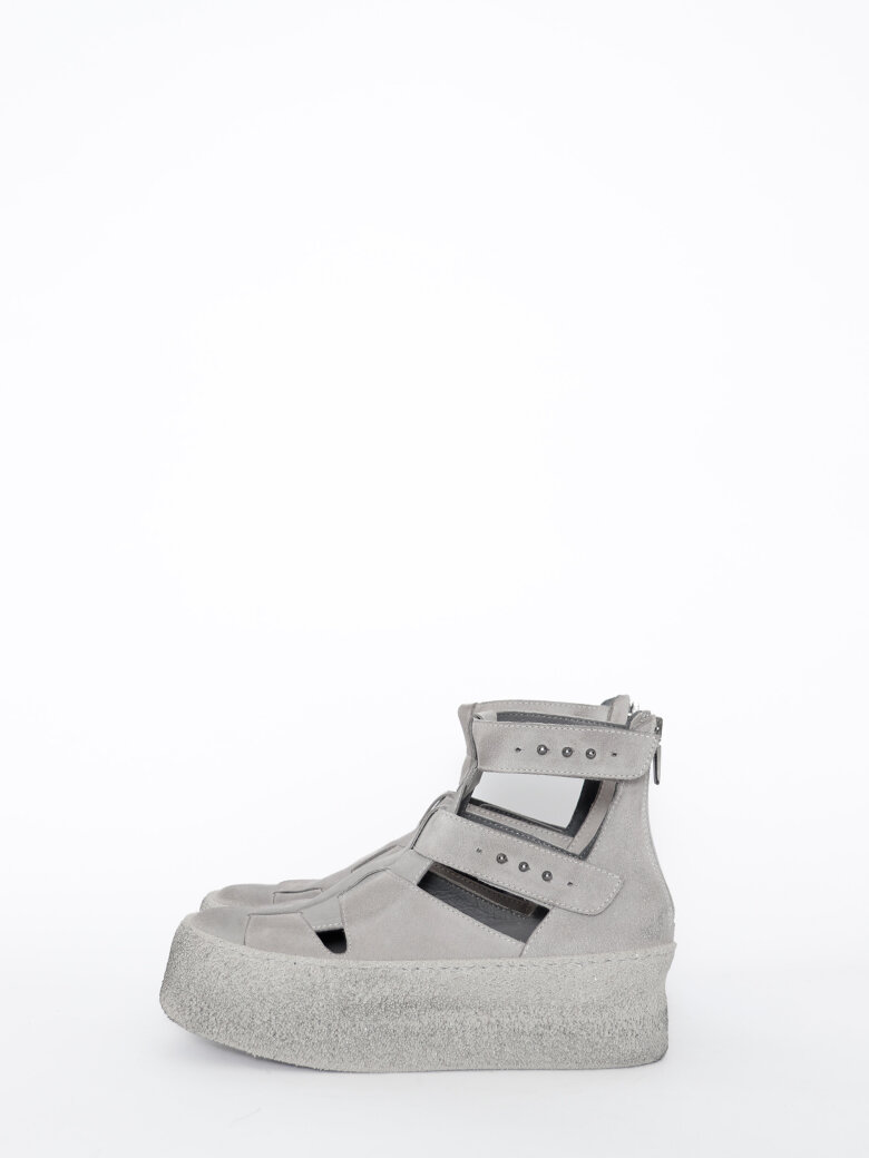 Lofina - Open shoe with zipper closure