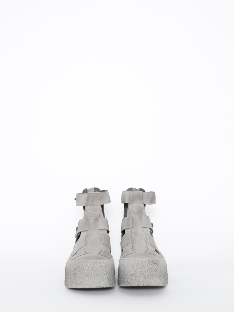 Lofina - Open shoe with zipper closure