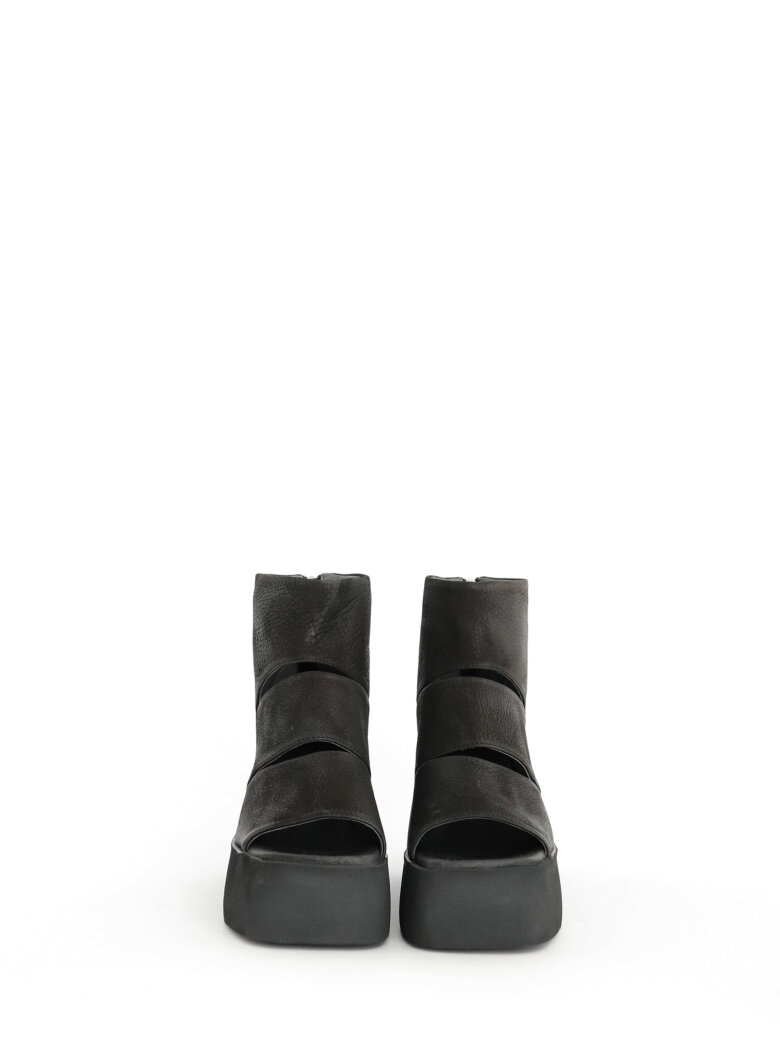 Lofina - Sandal with zipper
