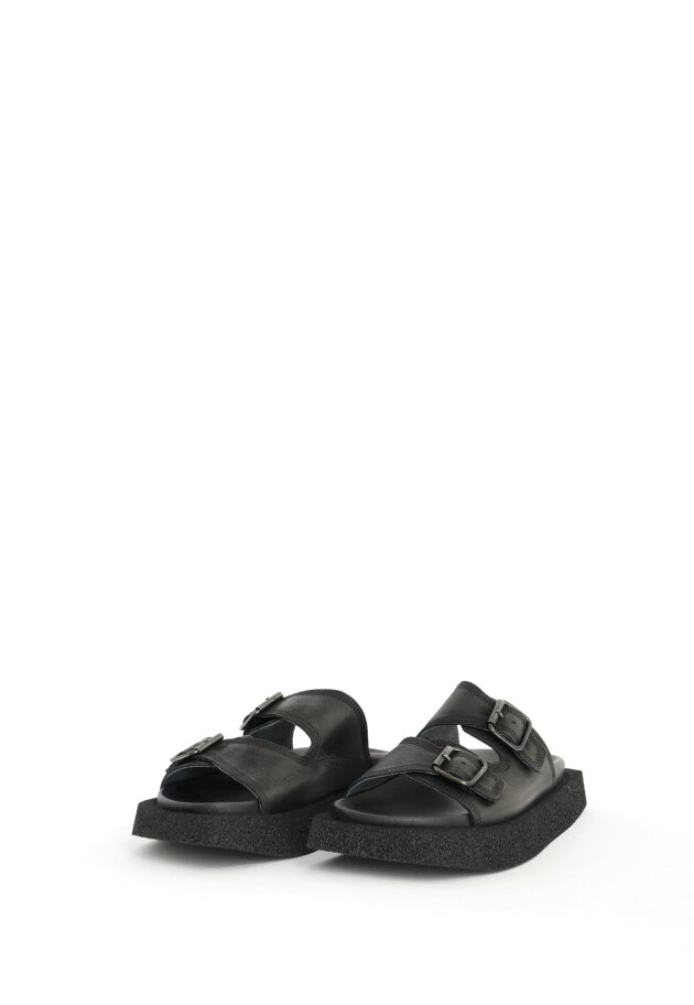 Lofina - Squared sandal with buckles