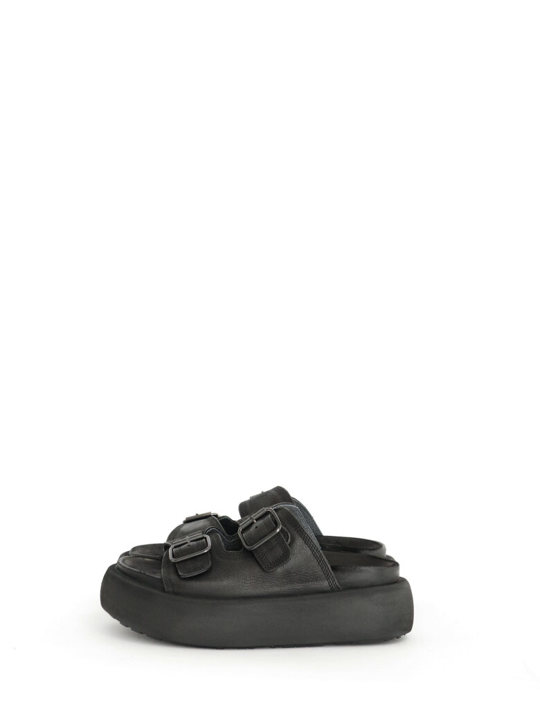 Lofina - Sandal with buckles