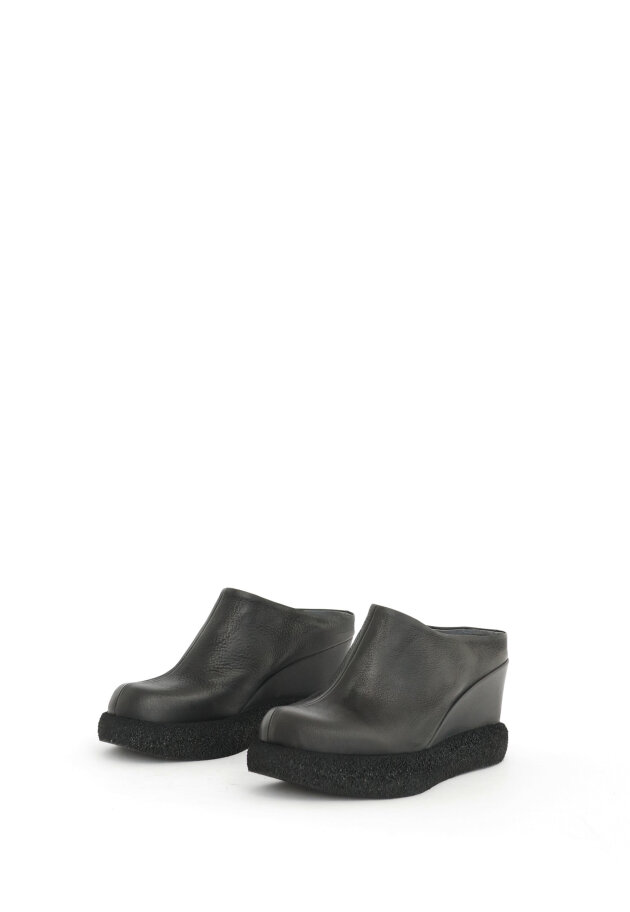 Lofina - Shoe with wedge heel
