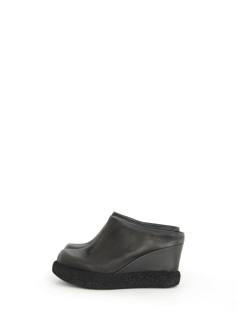 Lofina - Shoe with wedge heel