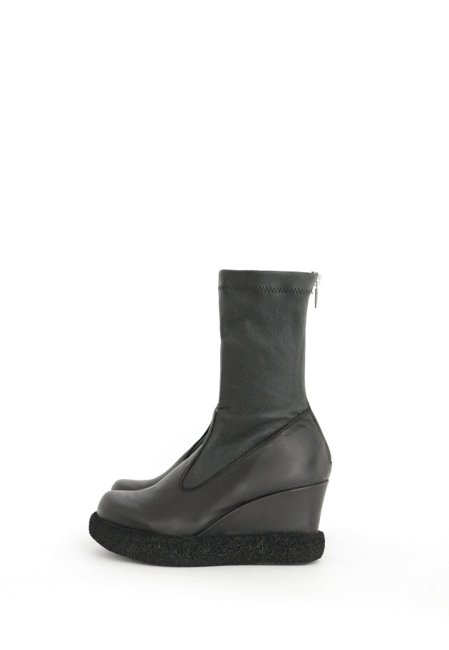 Lofina - Boot with wedge heel