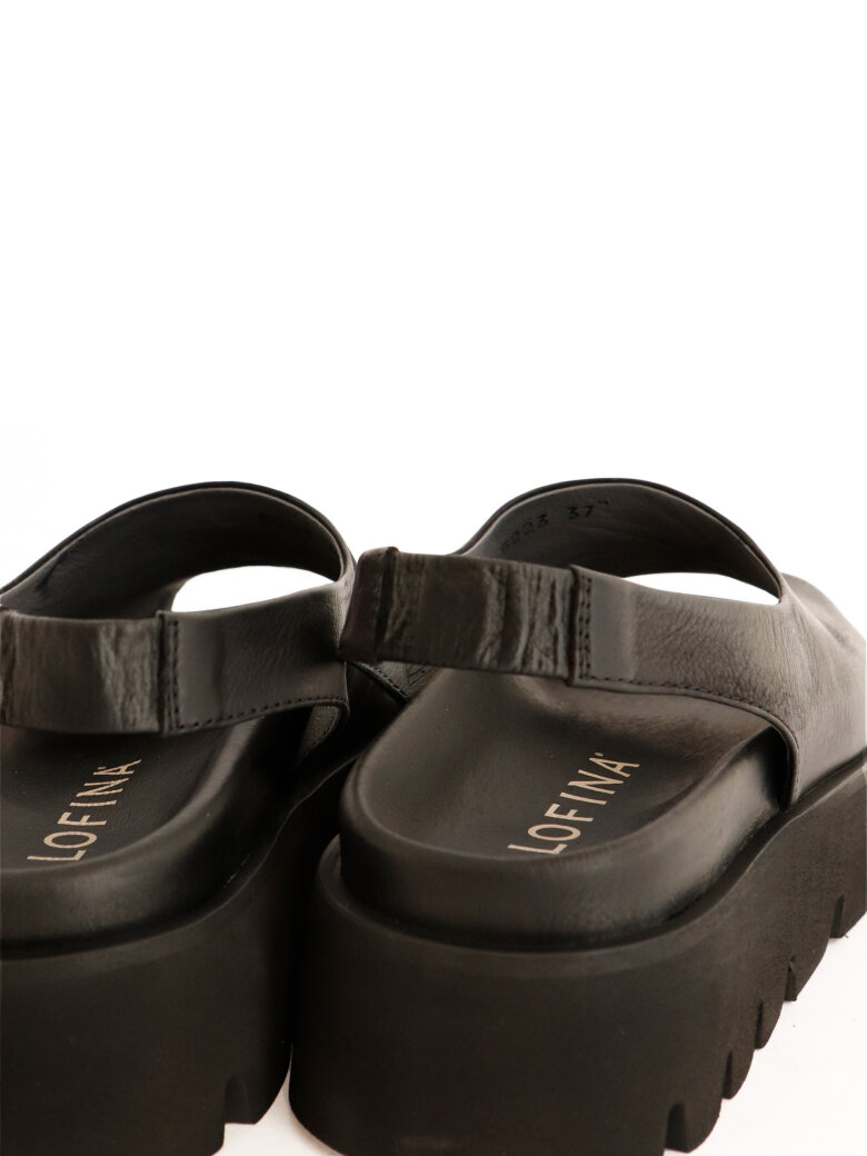 Lofina - Sandal with elastic strap