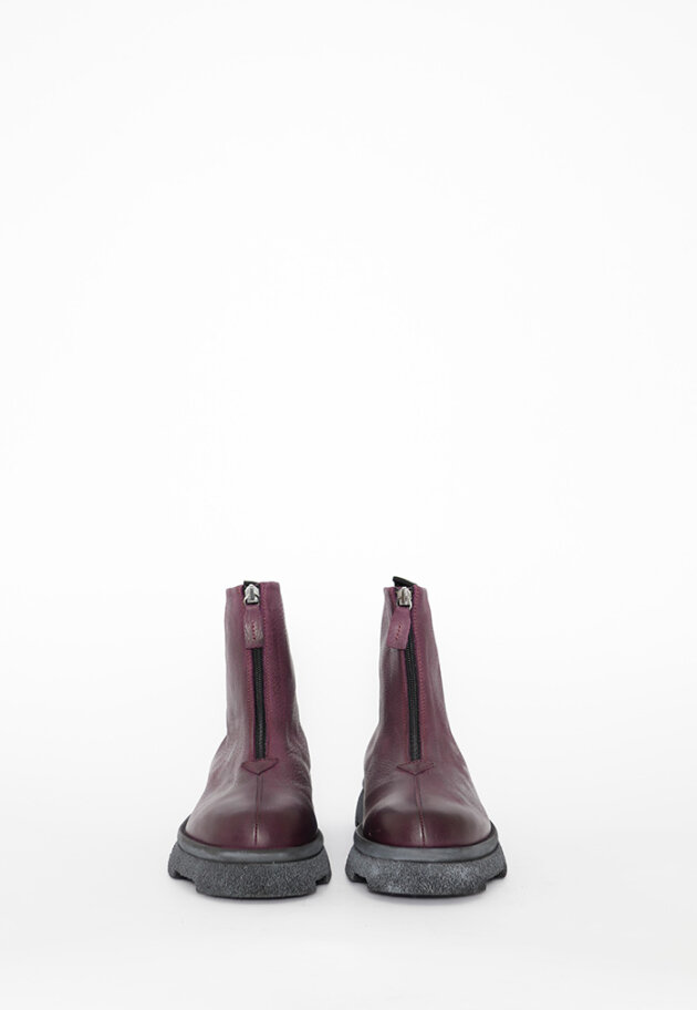 Lofina - Boot with front zipper