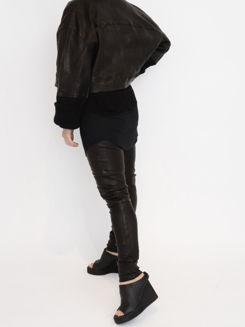 Sort Aarhus - Cropped leather jacket