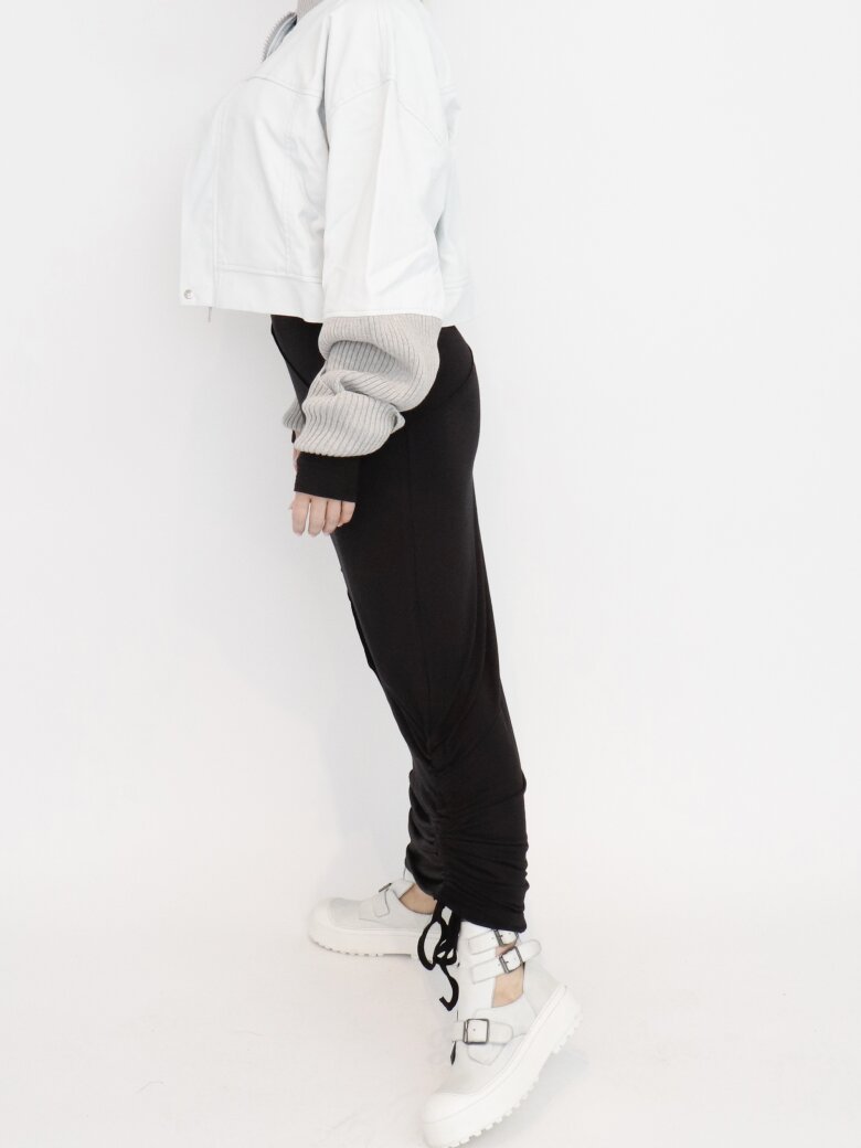 Sort Aarhus - Cropped leather jacket