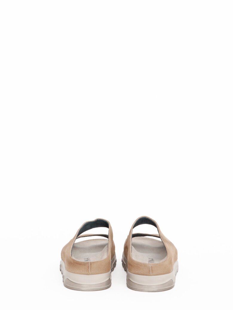Lofina - Sandal with a soft footbed sole