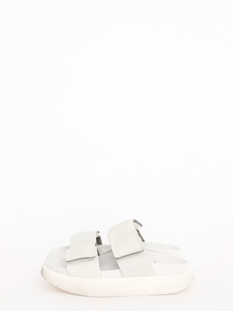 Lofina - Sandal med microsål og velcro
