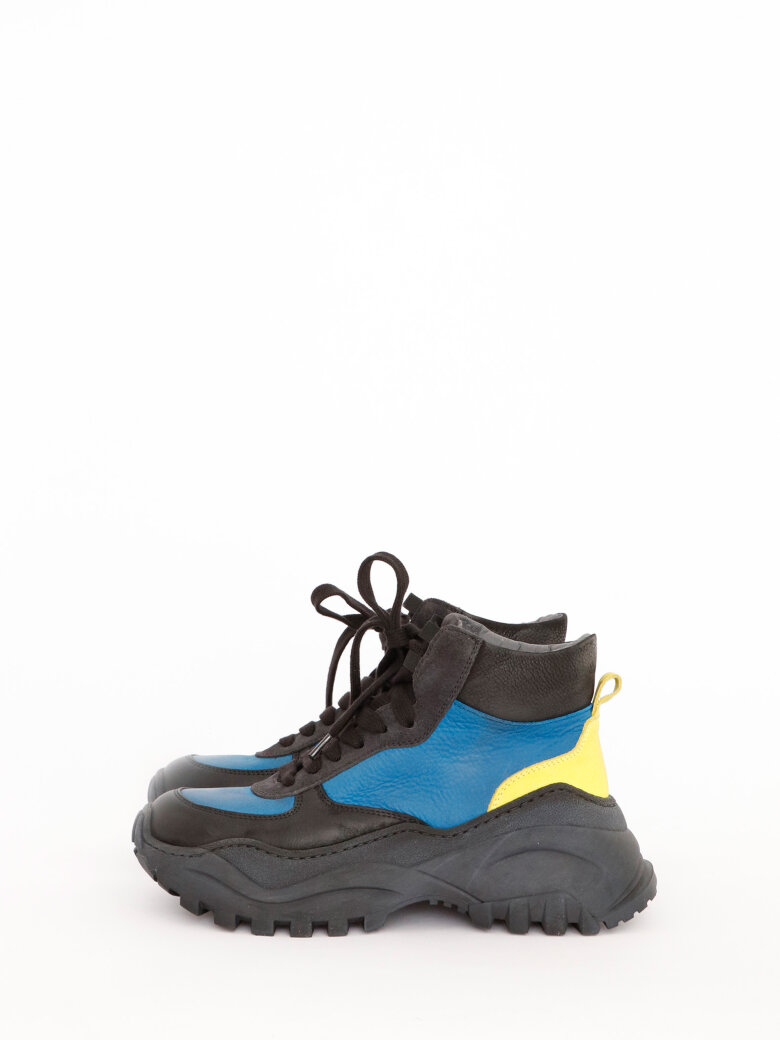 Lofina - Sneakers med snøre