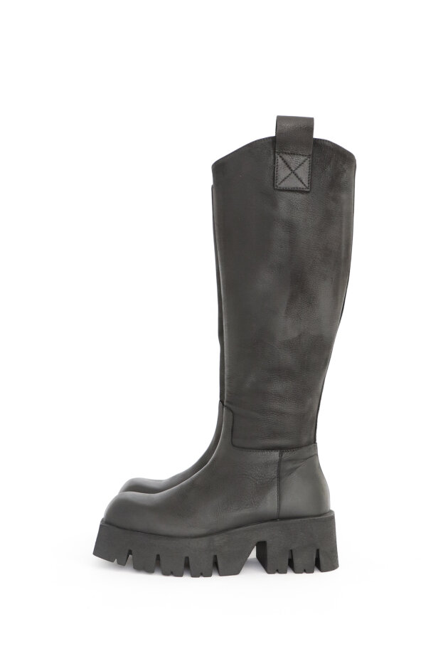Lofina - Long boot with zipper Lofina - Long boot with zipper