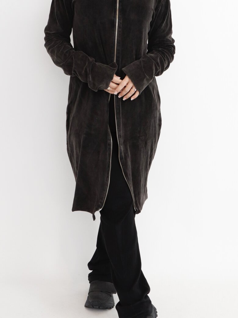 Bluse i vasket velour med lynlås Bluse i vasket velour med lynlås