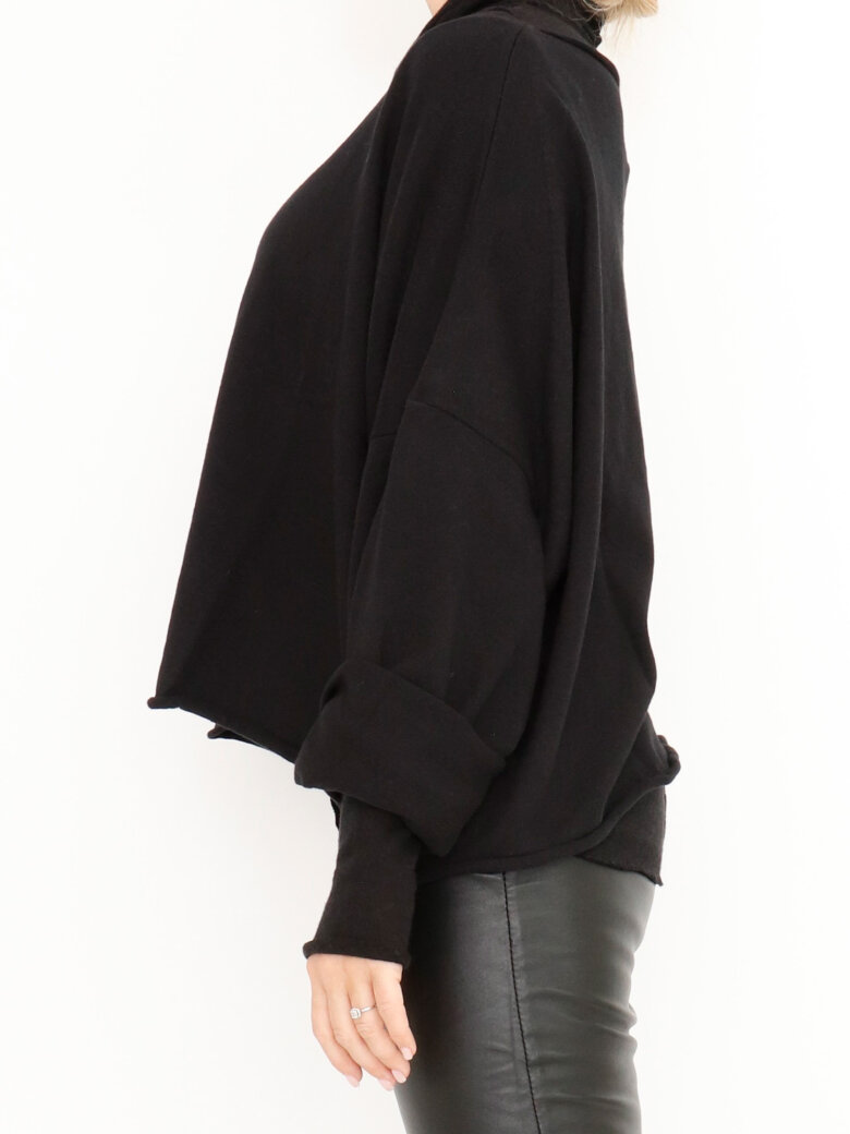 Sort Aarhus - Wide fit blouse in cotton
