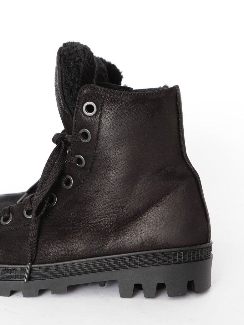 Lofina - Støvle med for og snøre