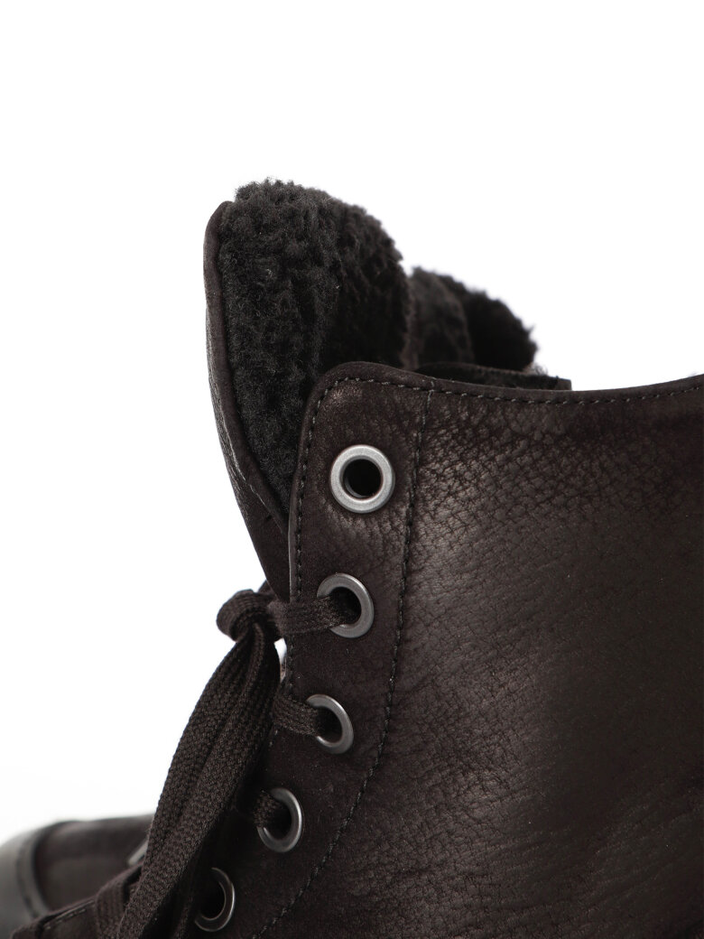 Lofina - Støvle med for og snøre