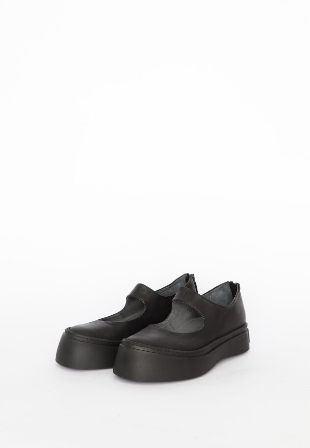 Lofina - PRE ORDER! Feminin sko med lynlås