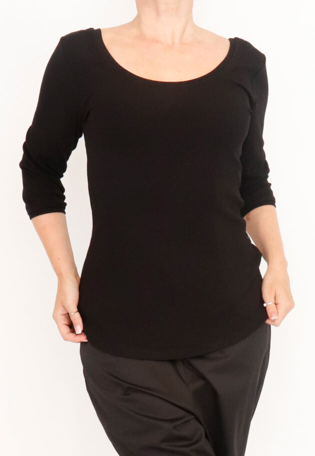 Sort Aarhus - Fitted blouse with ¾ sleeves