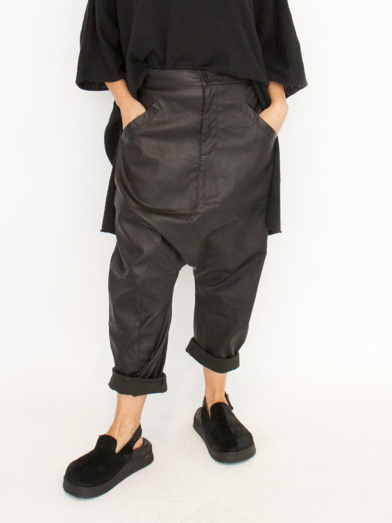 Sort Aarhus - Baggy leather trousers