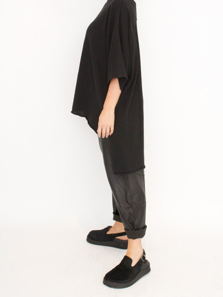 Sort Aarhus - Oversized knit sweater