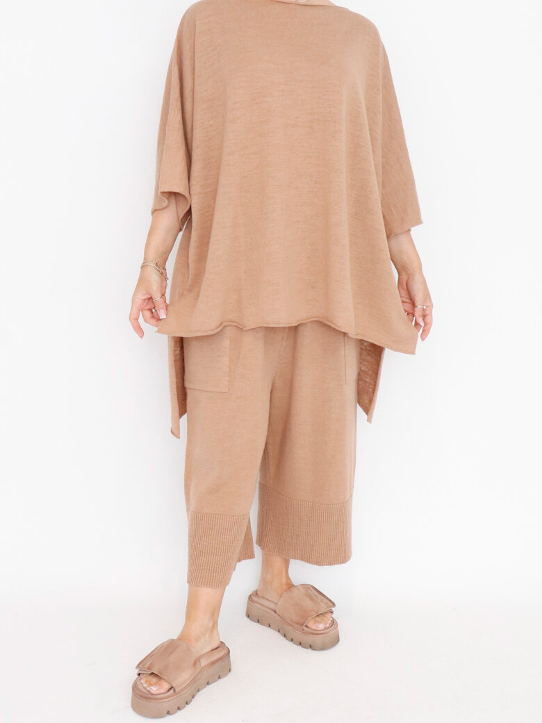 Sort Aarhus - Oversized knit sweater