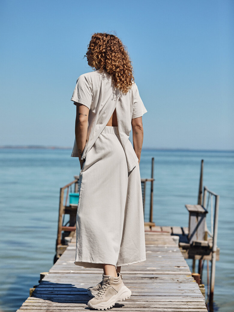 Sort Aarhus - T-shirt with open back
