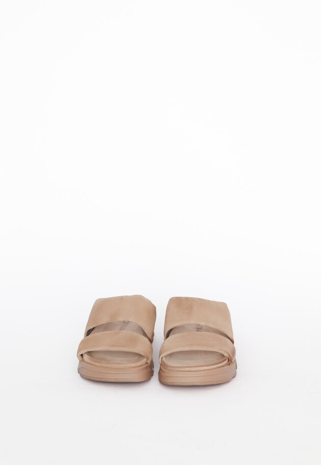 Lofina - Sandal with footbed sole