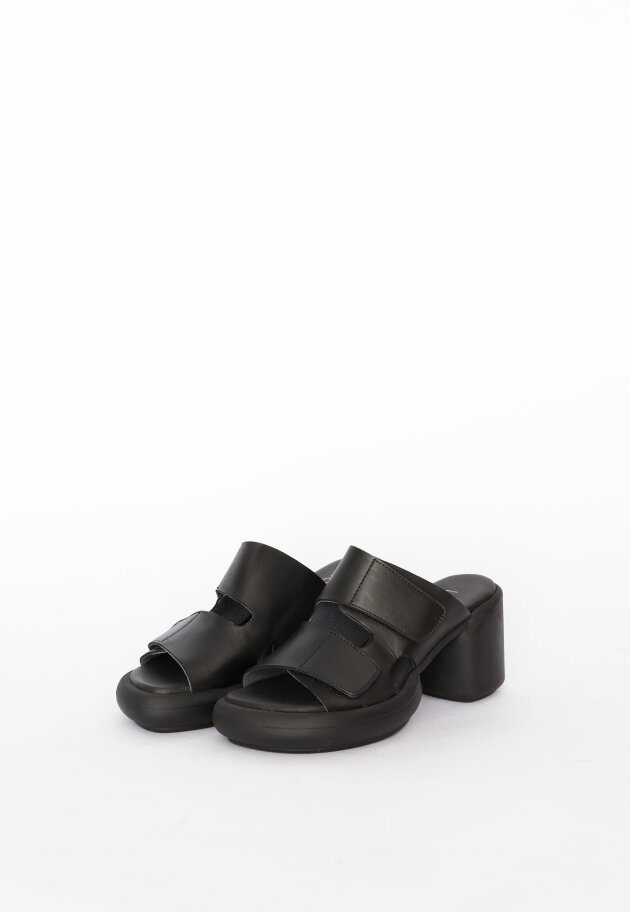 Lofina - Sandal with high heel and velcro closure