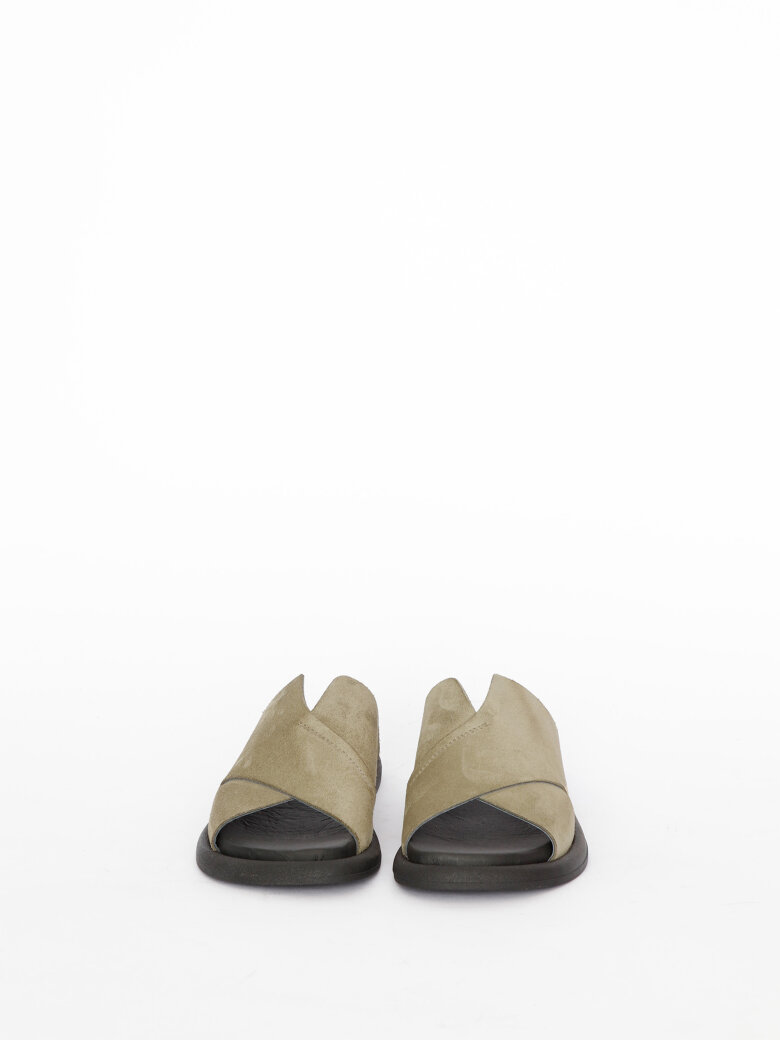 Lofina - Simple sandal