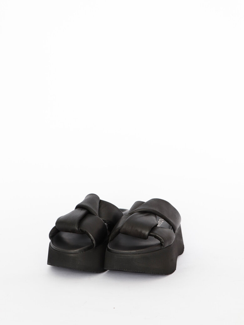 Lofina - Chunky sandal with twist detail