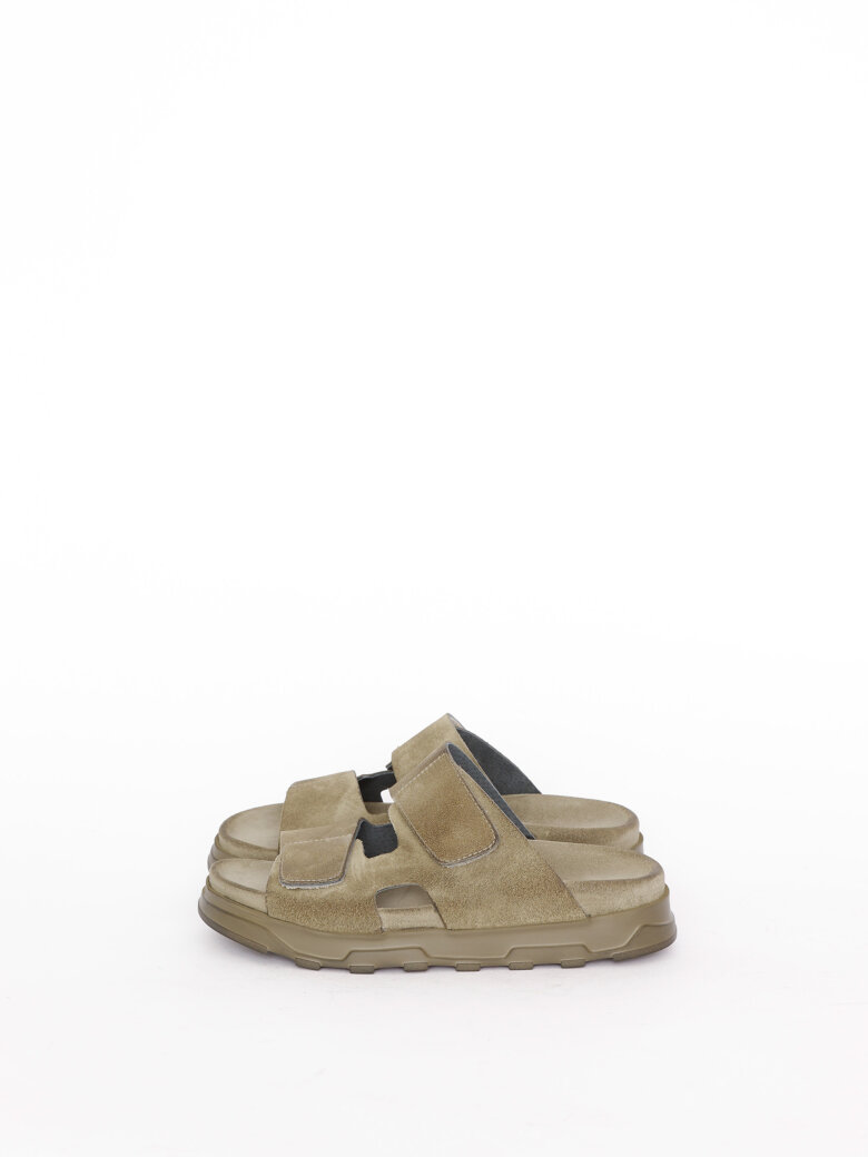 Lofina - Sandal with Velcro closure