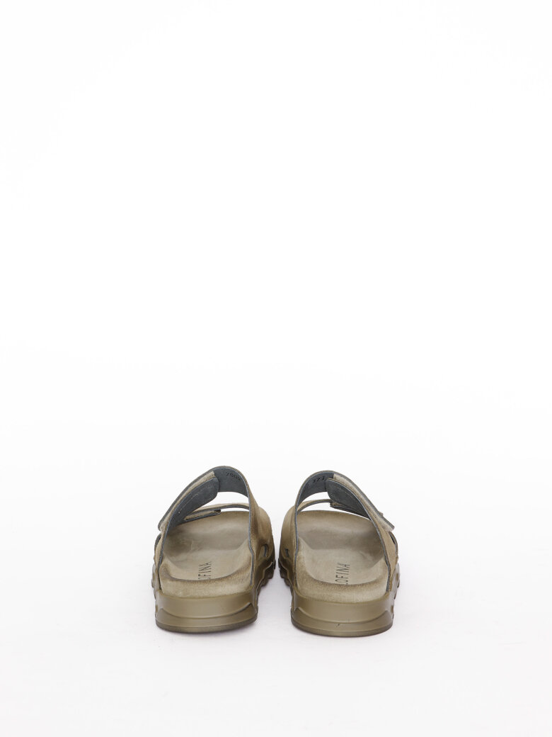 Lofina - Sandal with Velcro closure