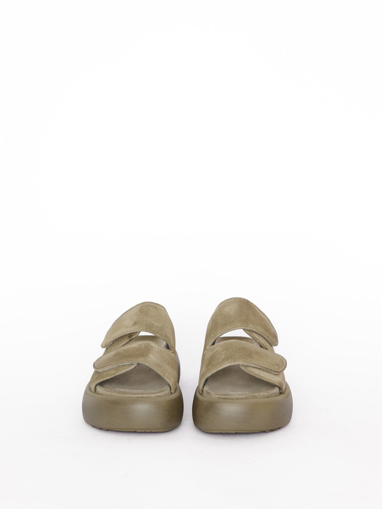 Lofina - Sandal with double Velcro closure