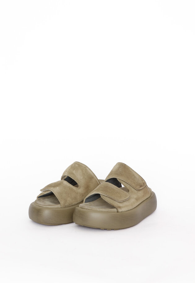 Lofina - Sandal with double Velcro closure