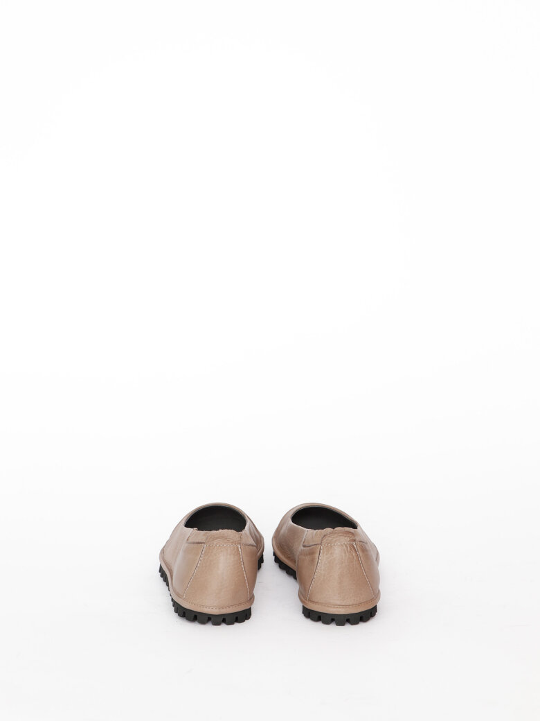 Lofina - Ballerina with a flexible sole