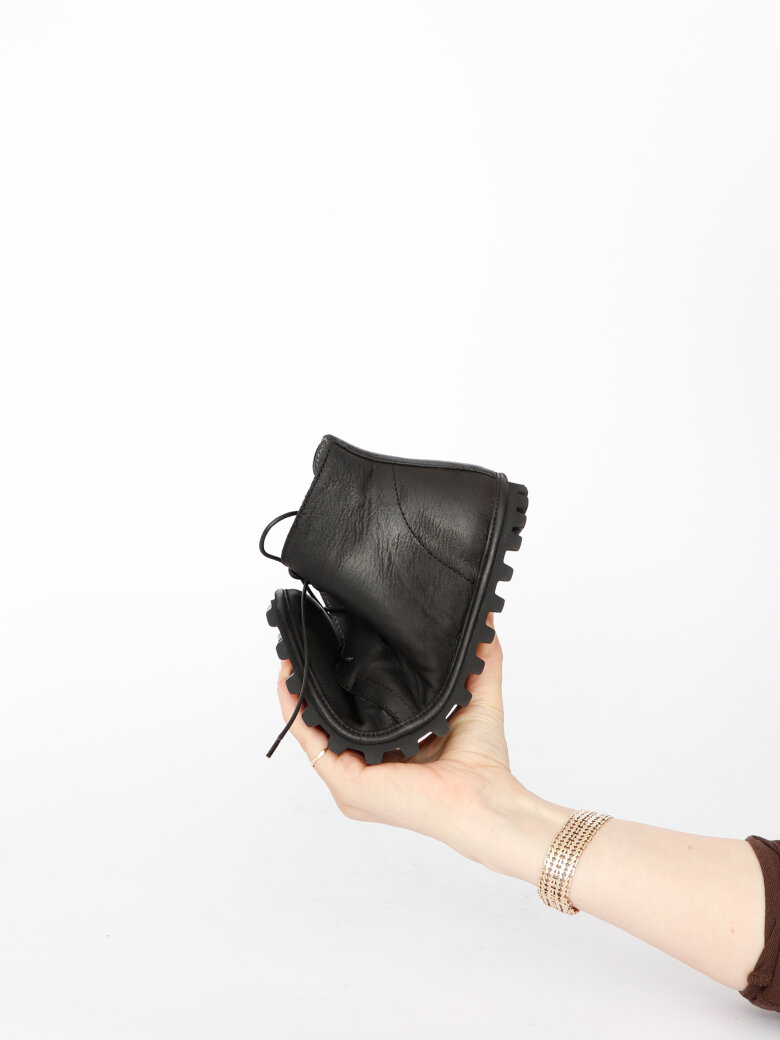 Lofina - Desert boot with a flexible sole