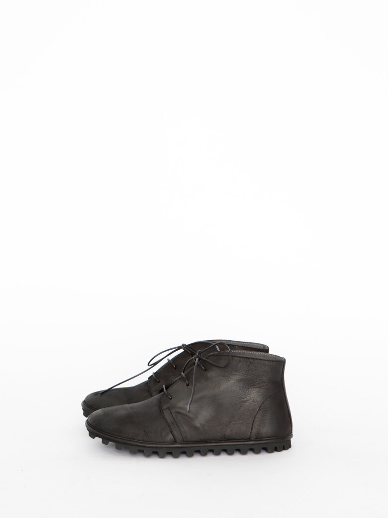 Lofina - Desert boot with a flexible sole